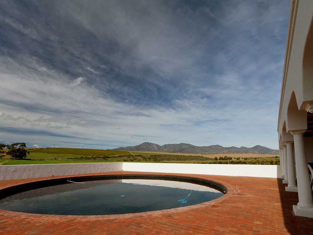 Endless Vineyards At Wildekrans Wine Estate Konuk evi Botrivier Dış mekan fotoğraf